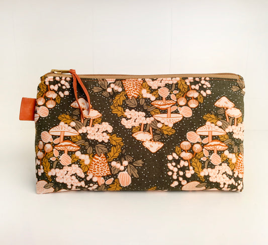 Cottagecore mushroom toiletry bag – Handmade cotton cosmetic pouch