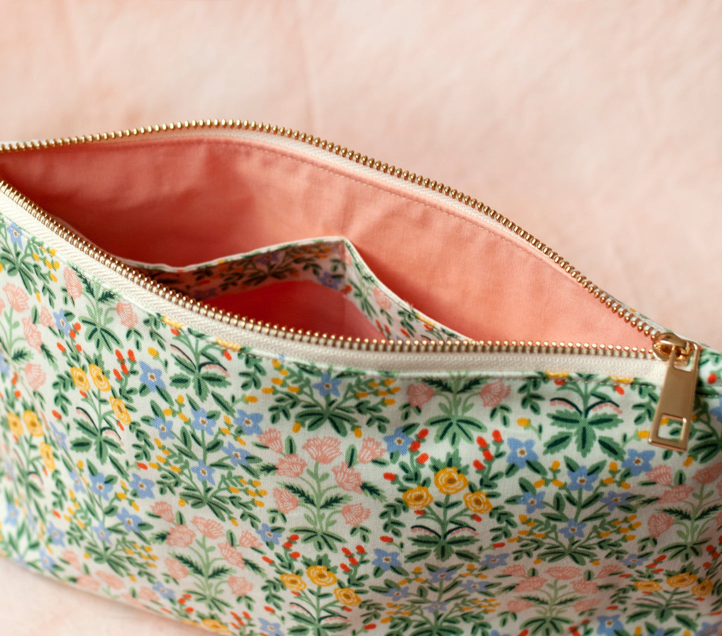 Big floral makeup pouch – toiletry case, floral cotton fabric cosmetic bag