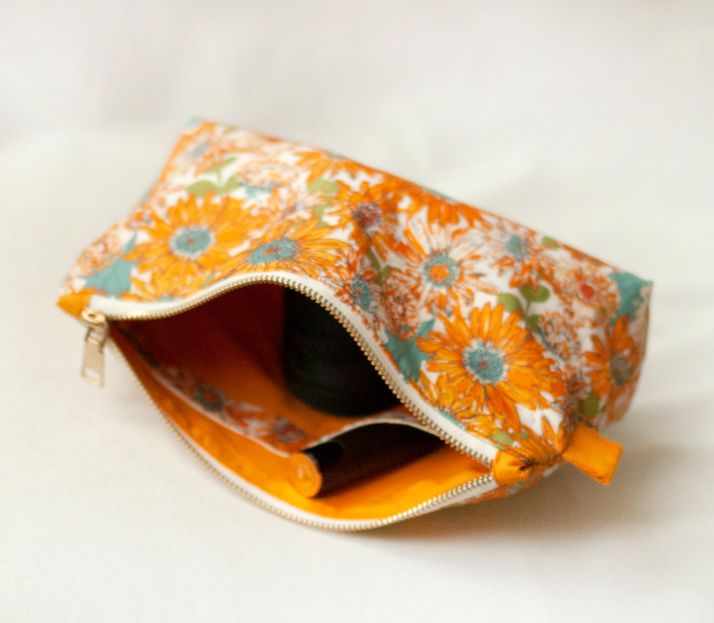 Orange daisy makeup bag – artisan floral cosmetic pouch