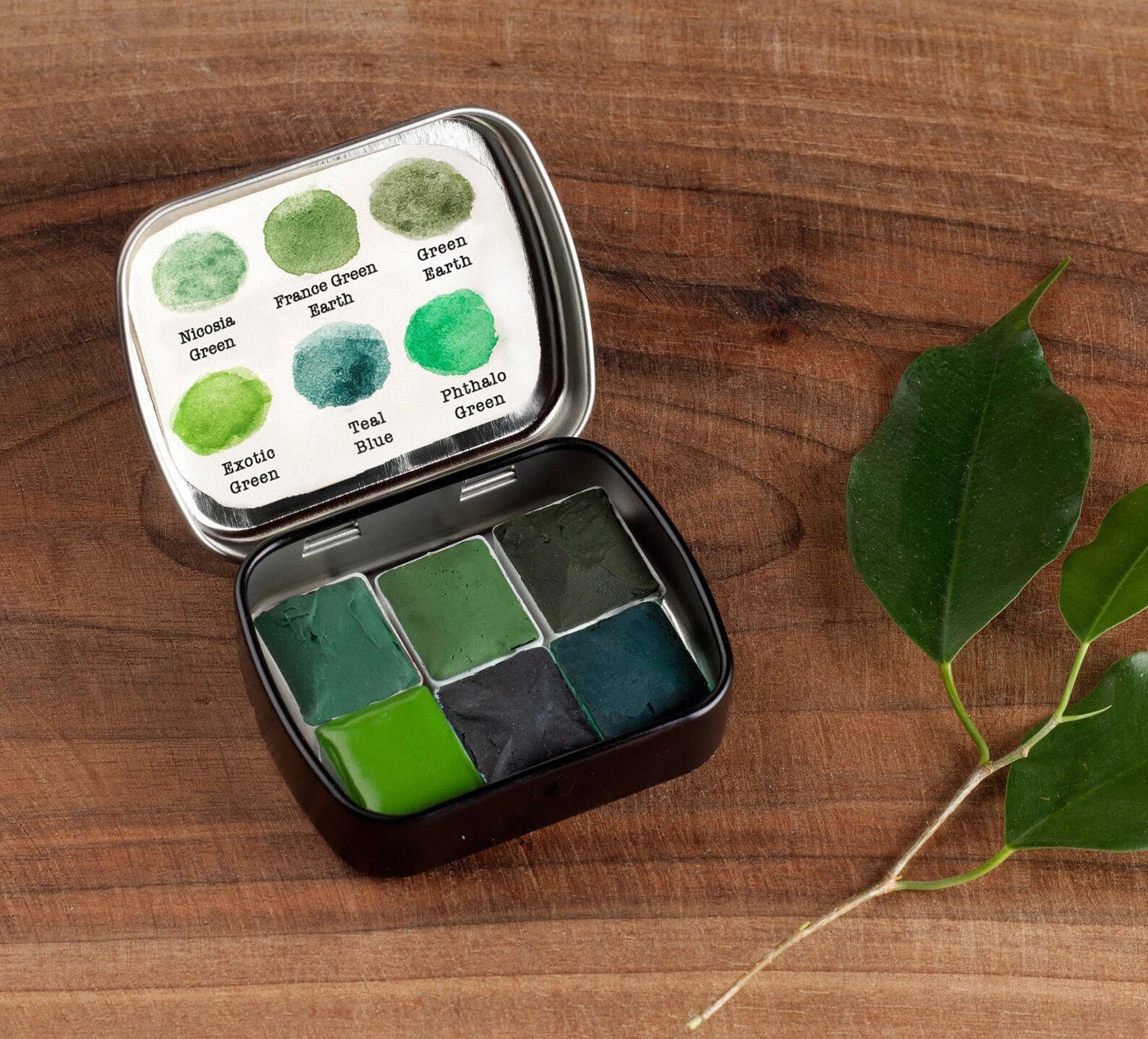 Green mini palette - selection of 6 colors.