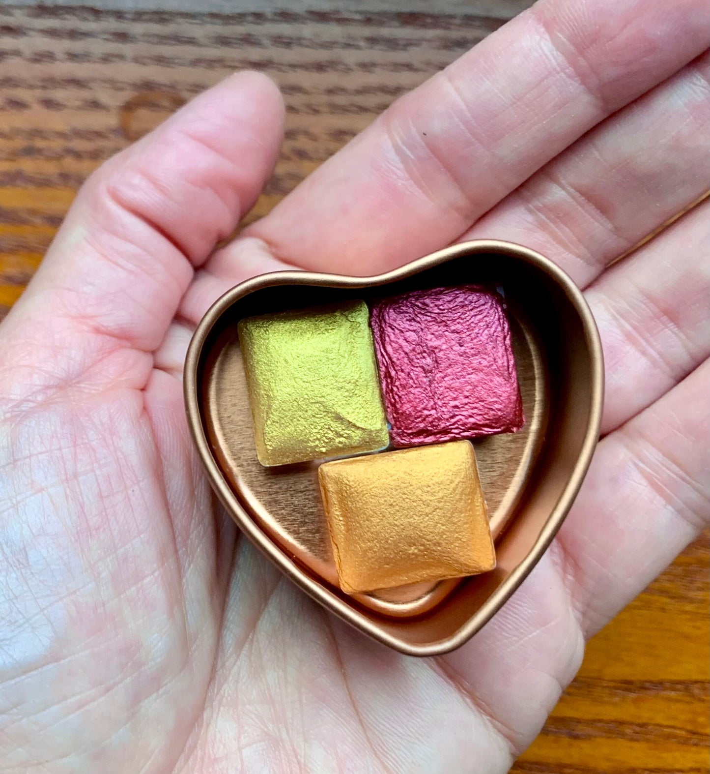 Heart Gold Nica 3 color palette