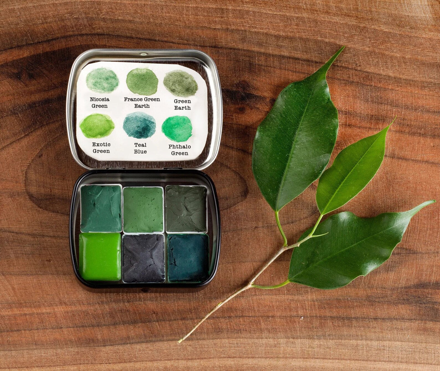 Green mini palette - selection of 6 colors.